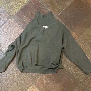 Green V neck sweater with collar